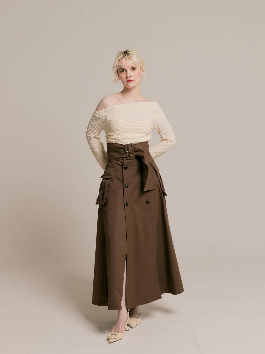 Slit trench skirt
