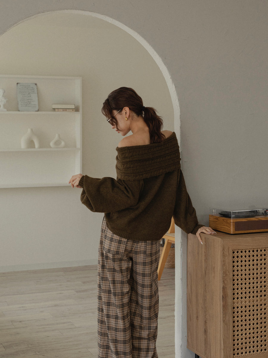cable off shoulder knit