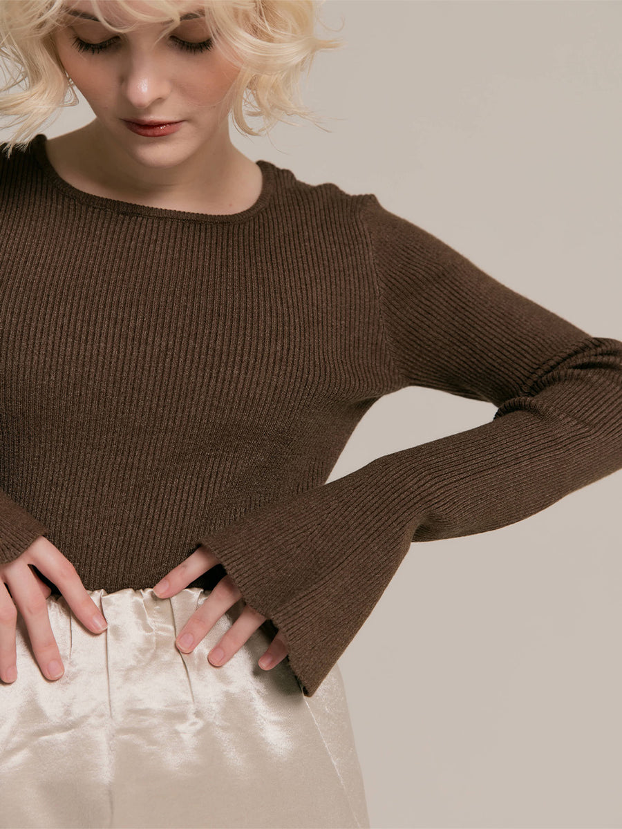 【10/29 OPEN】Basic flare sleeve knit