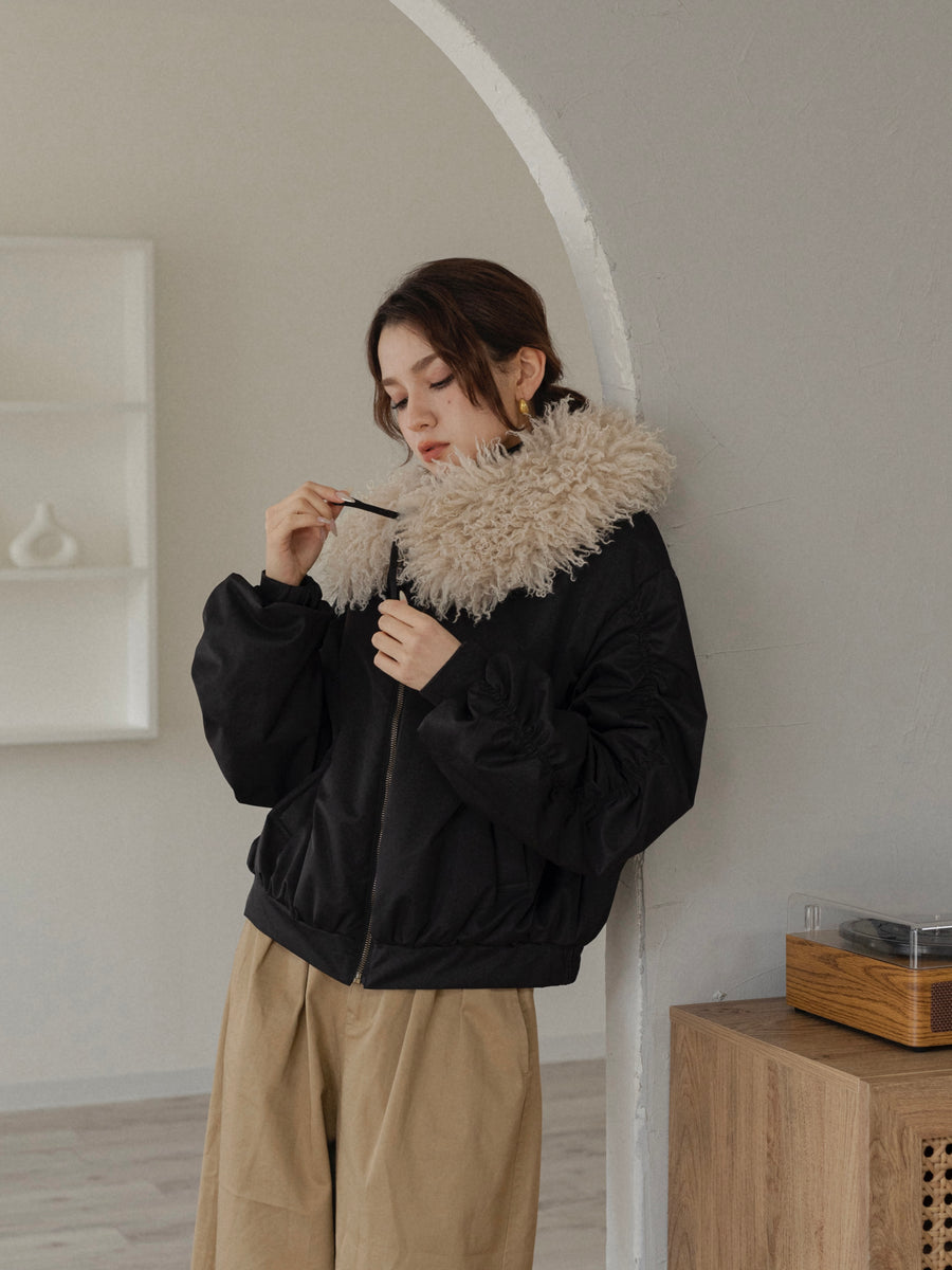 poodle fur gather sleeve blouson