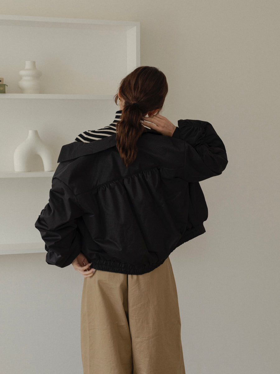 poodle fur gather sleeve blouson