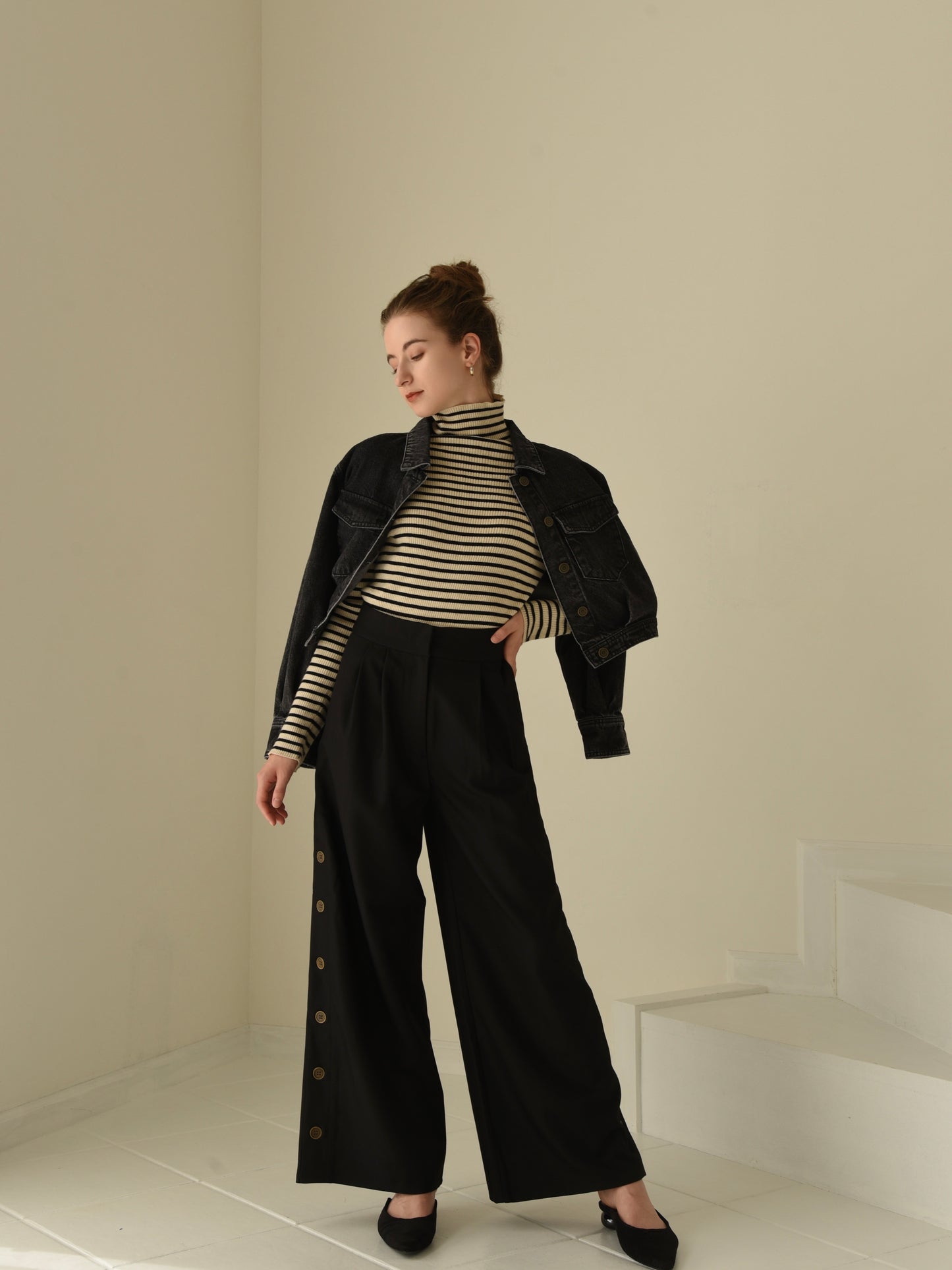 hem button wide pants