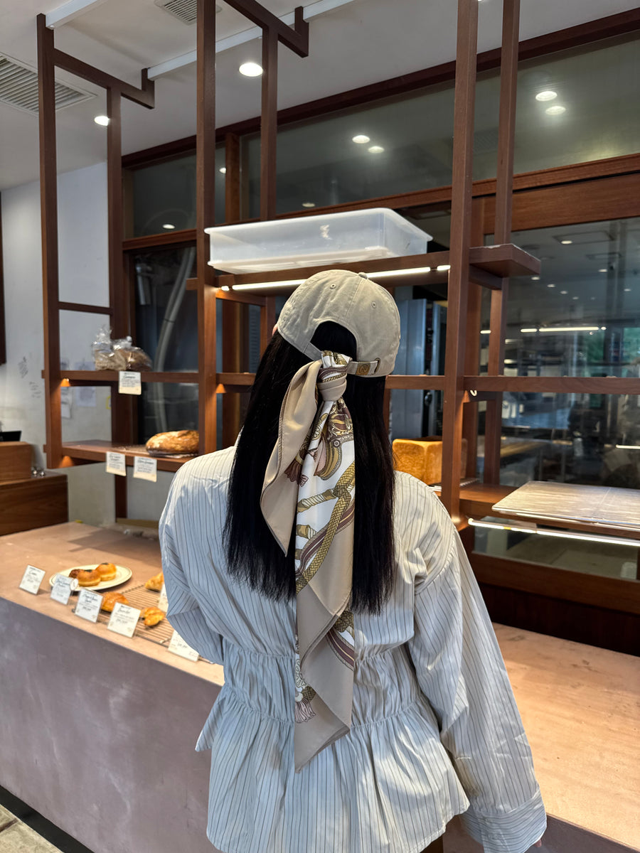 Equestrian charm scarf(2color)