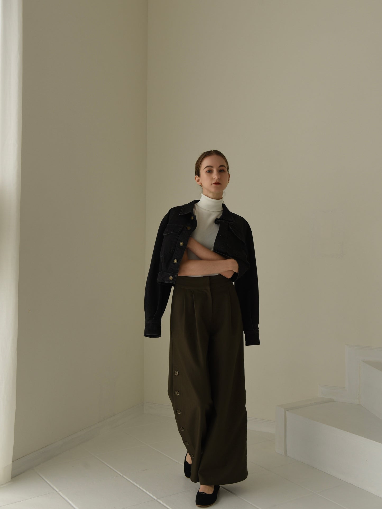 hem button wide pants