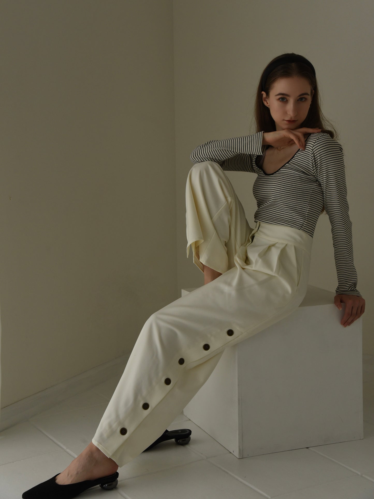 hem button wide pants
