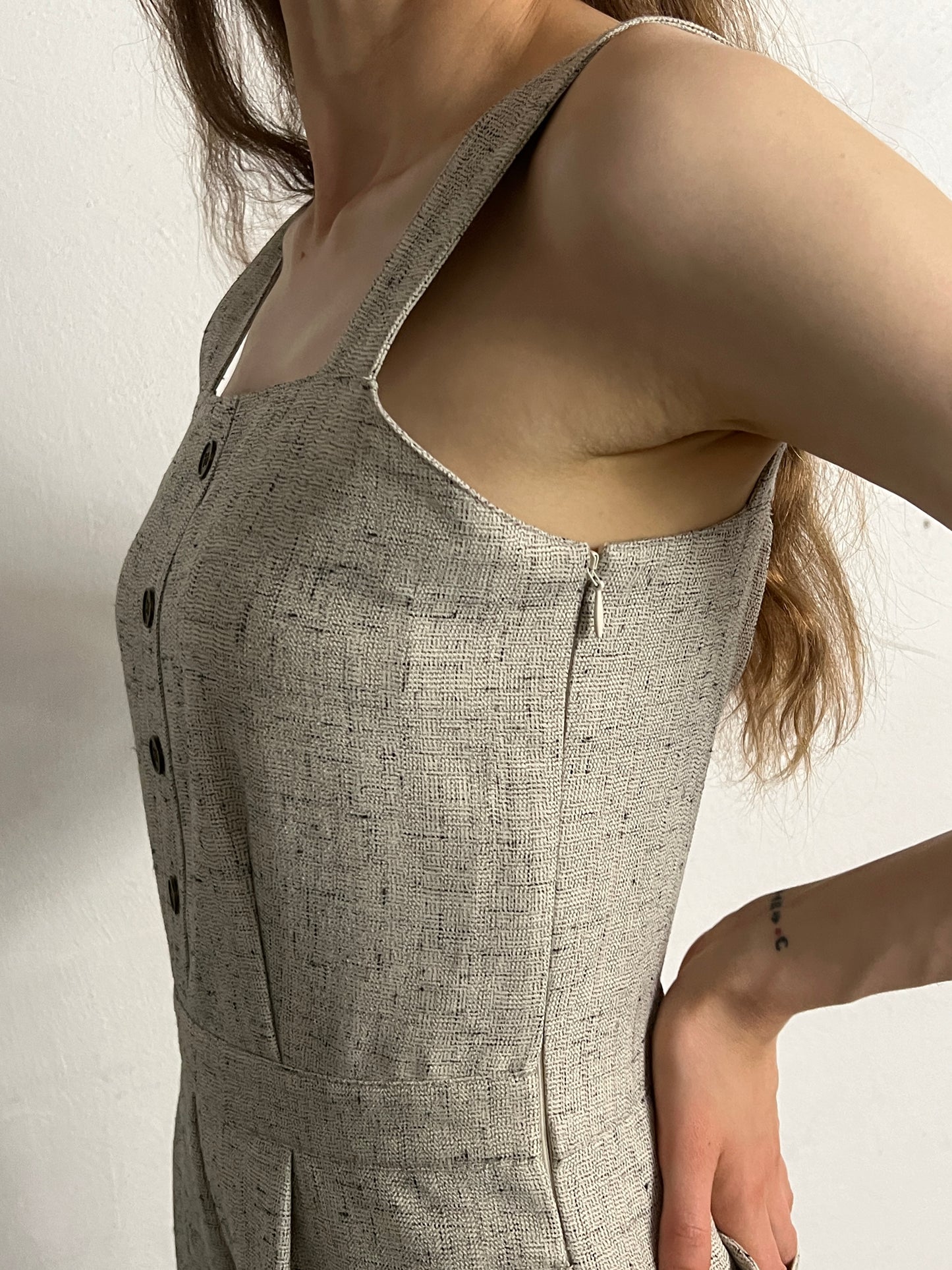 linen like back open rompers
