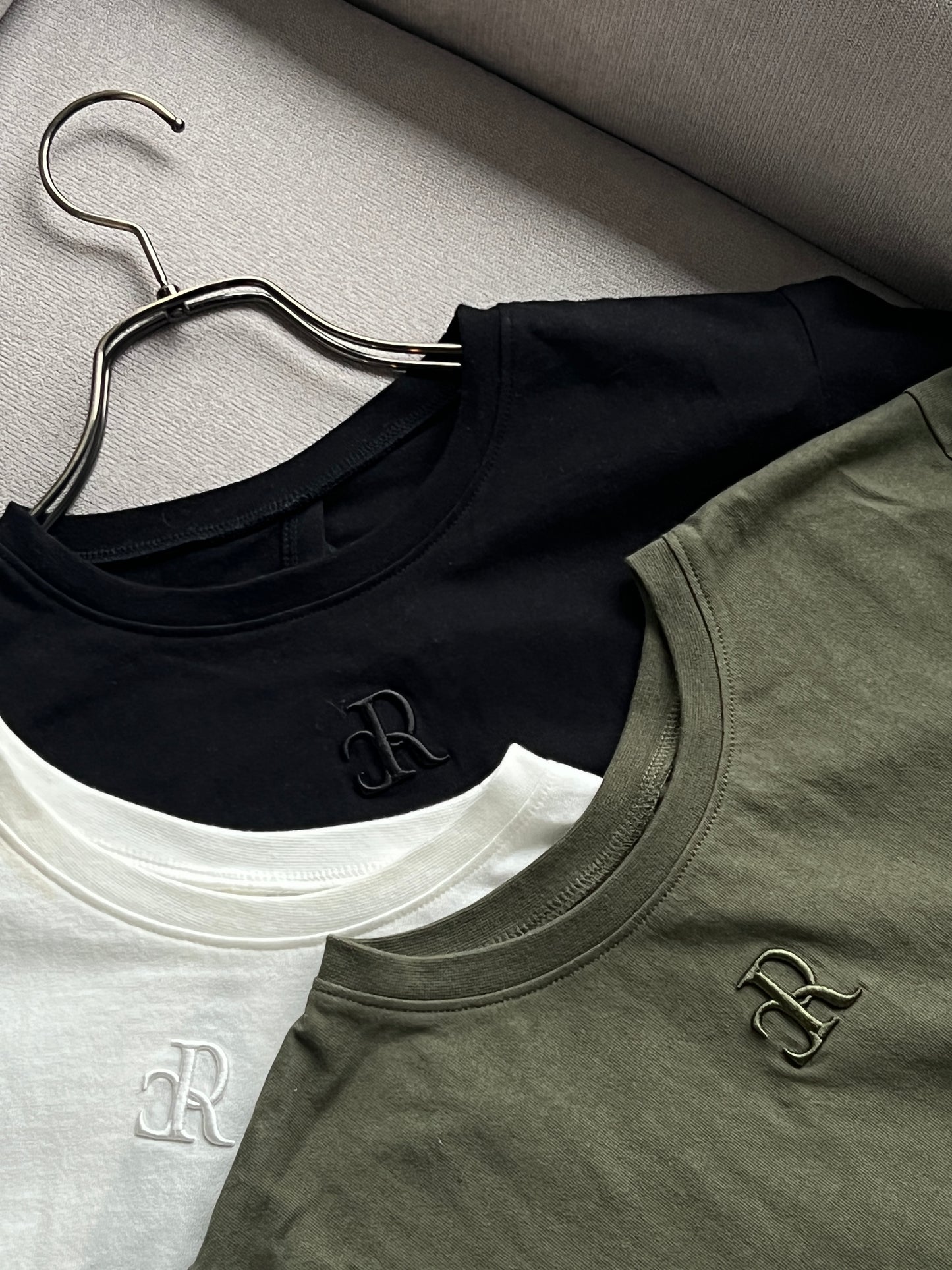 cropped back open T-shirt