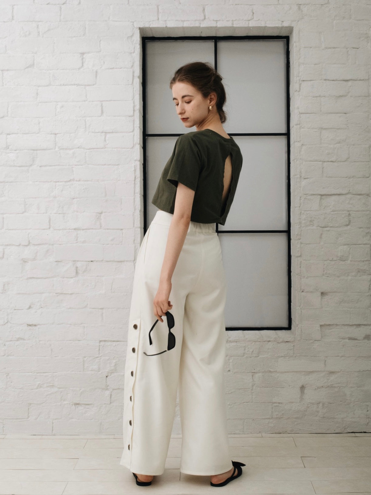 cropped back open T-shirt