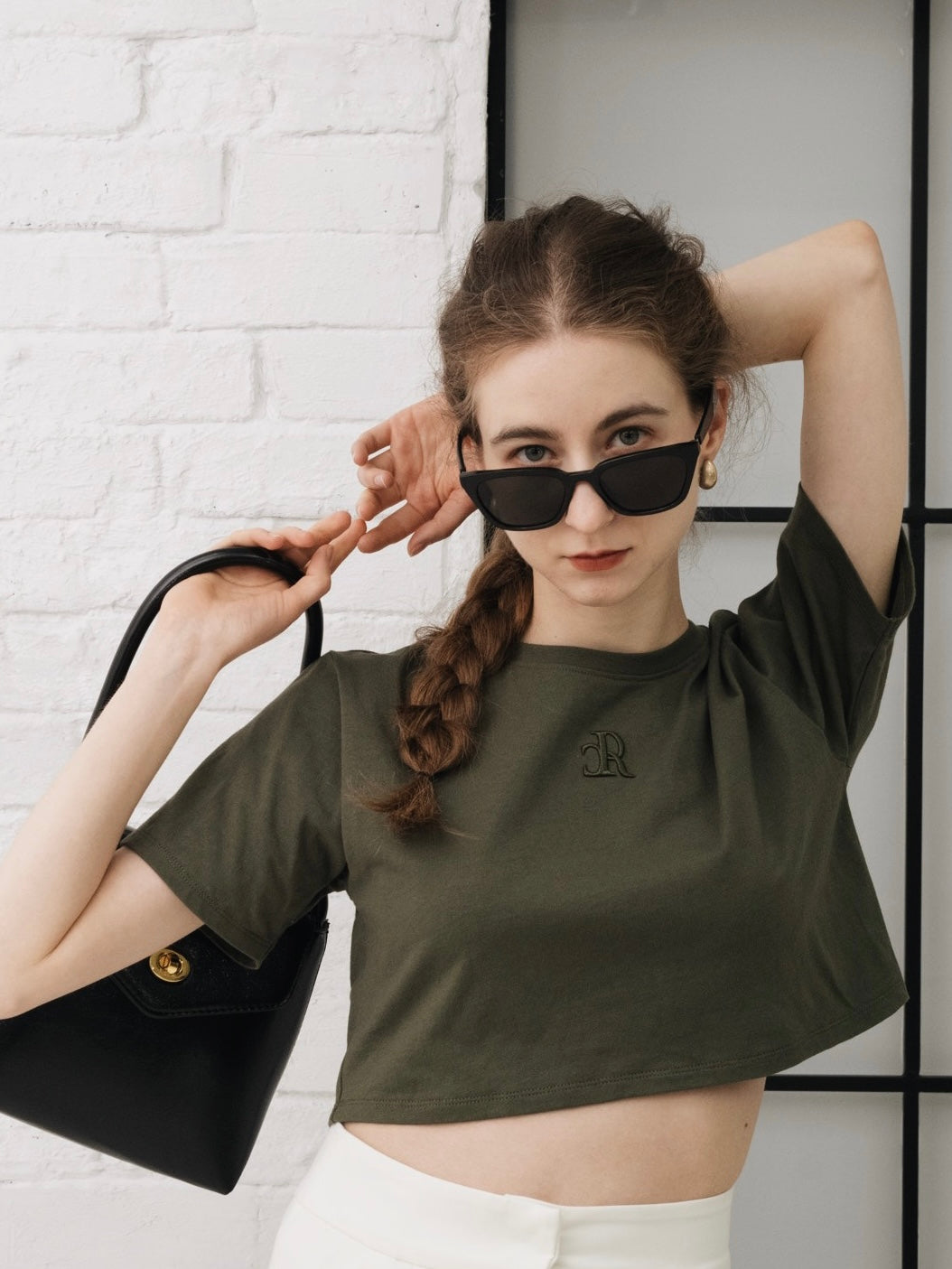 cropped back open T-shirt