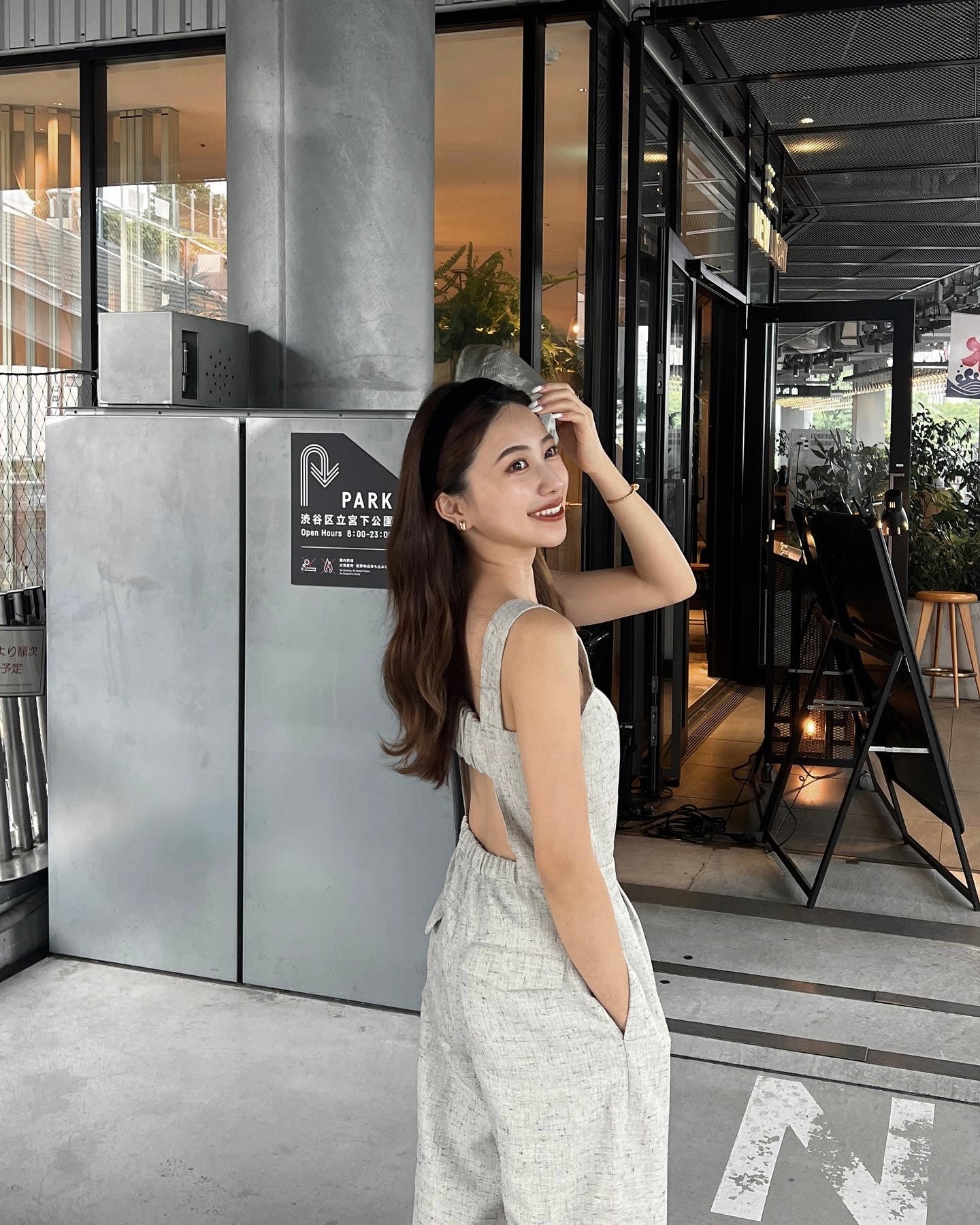 linen like back open rompers