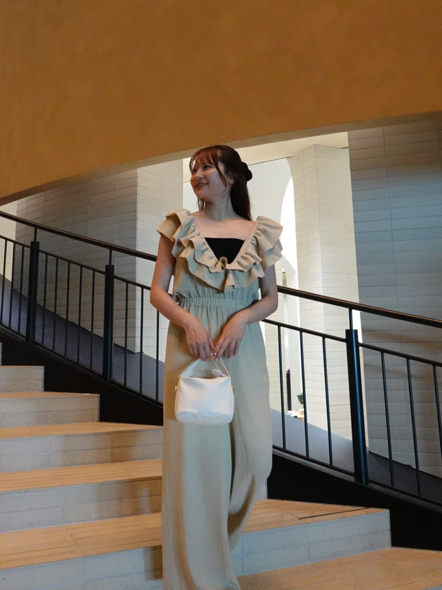 【7/23 OPEN】Vneck frill all in one（チューブトップ付き）