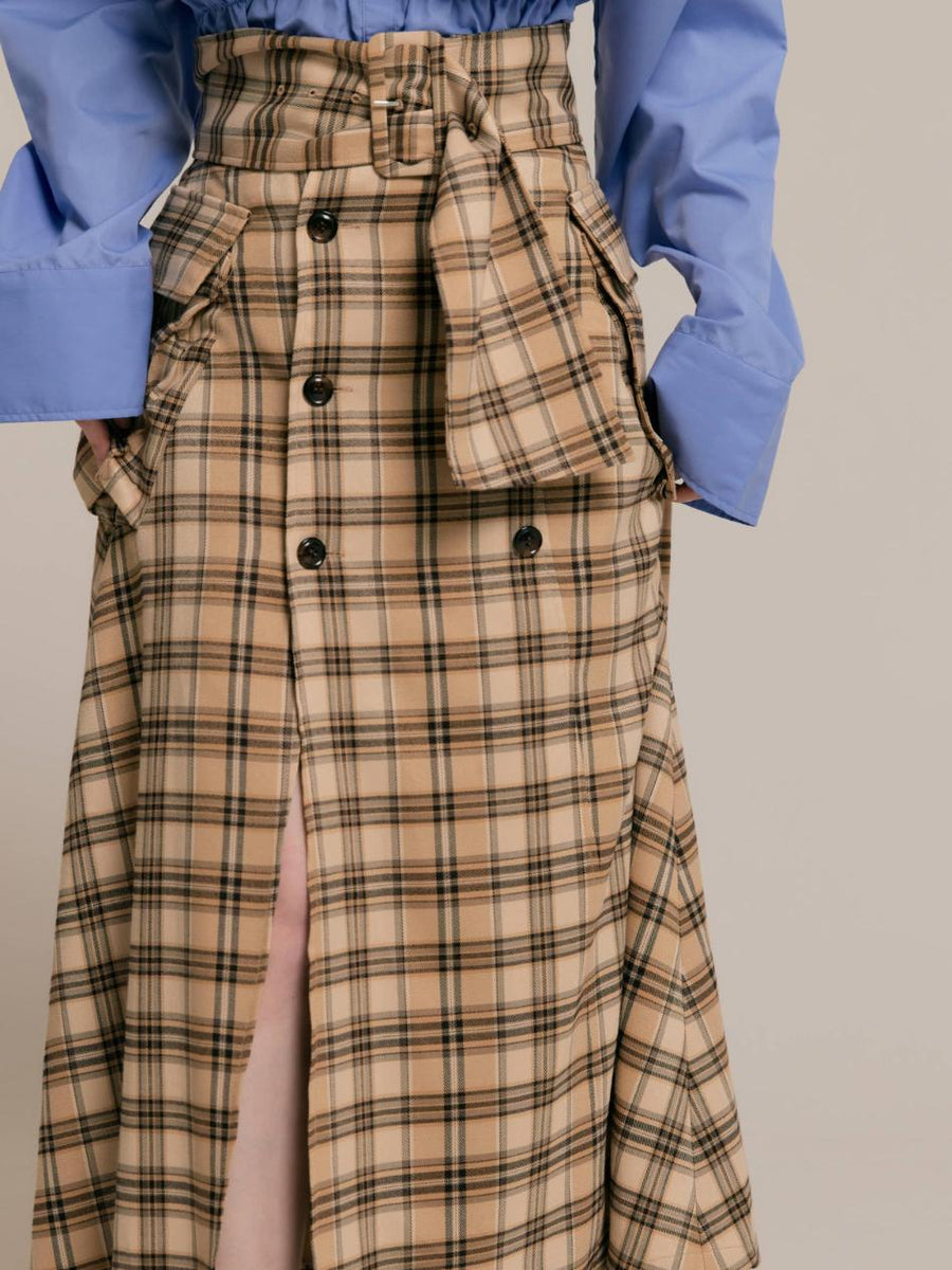 Slit trench skirt