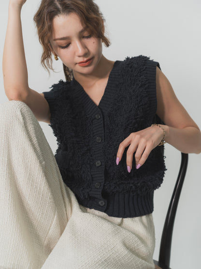 loop yarn knit gilet