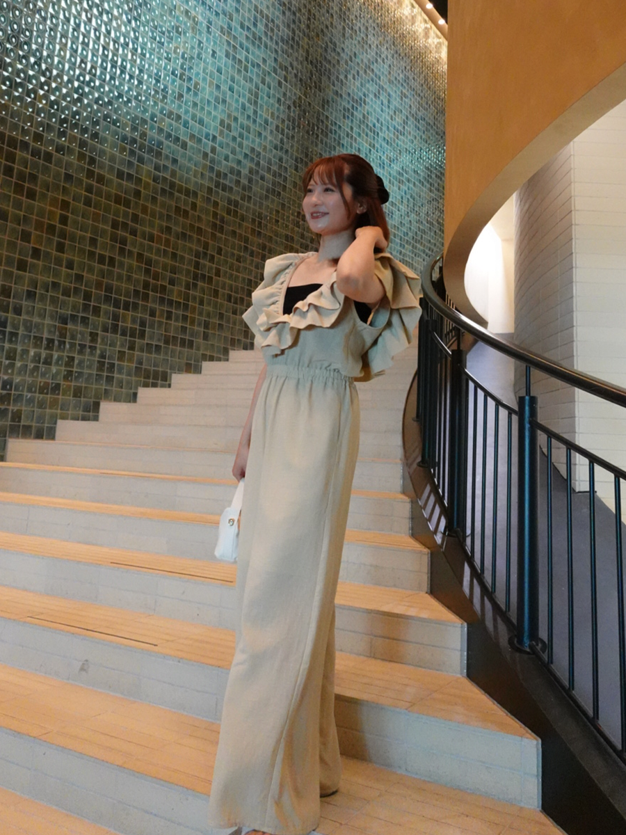 【7/23 OPEN】Vneck frill all in one（チューブトップ付き）