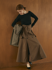 Slit cargo trench skirt