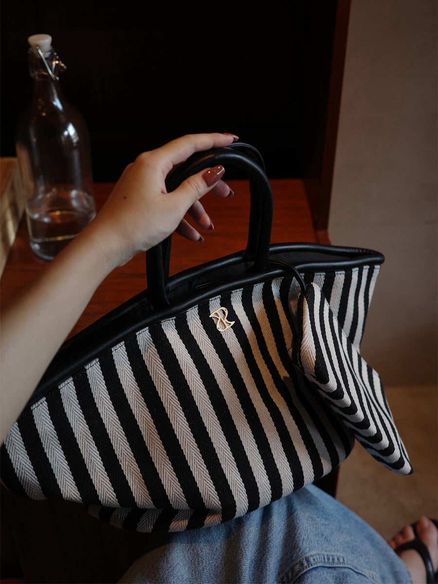 【8/13 OPEN】Cabana Stripe Bag