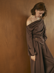 【残り3点】【9/24 OPEN】Drape offshoulder set up