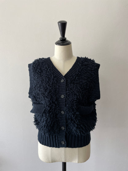 loop yarn knit gilet