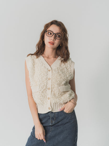 loop yarn knit gilet