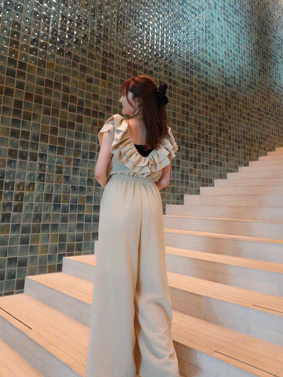 【7/23 OPEN】Vneck frill all in one（チューブトップ付き）