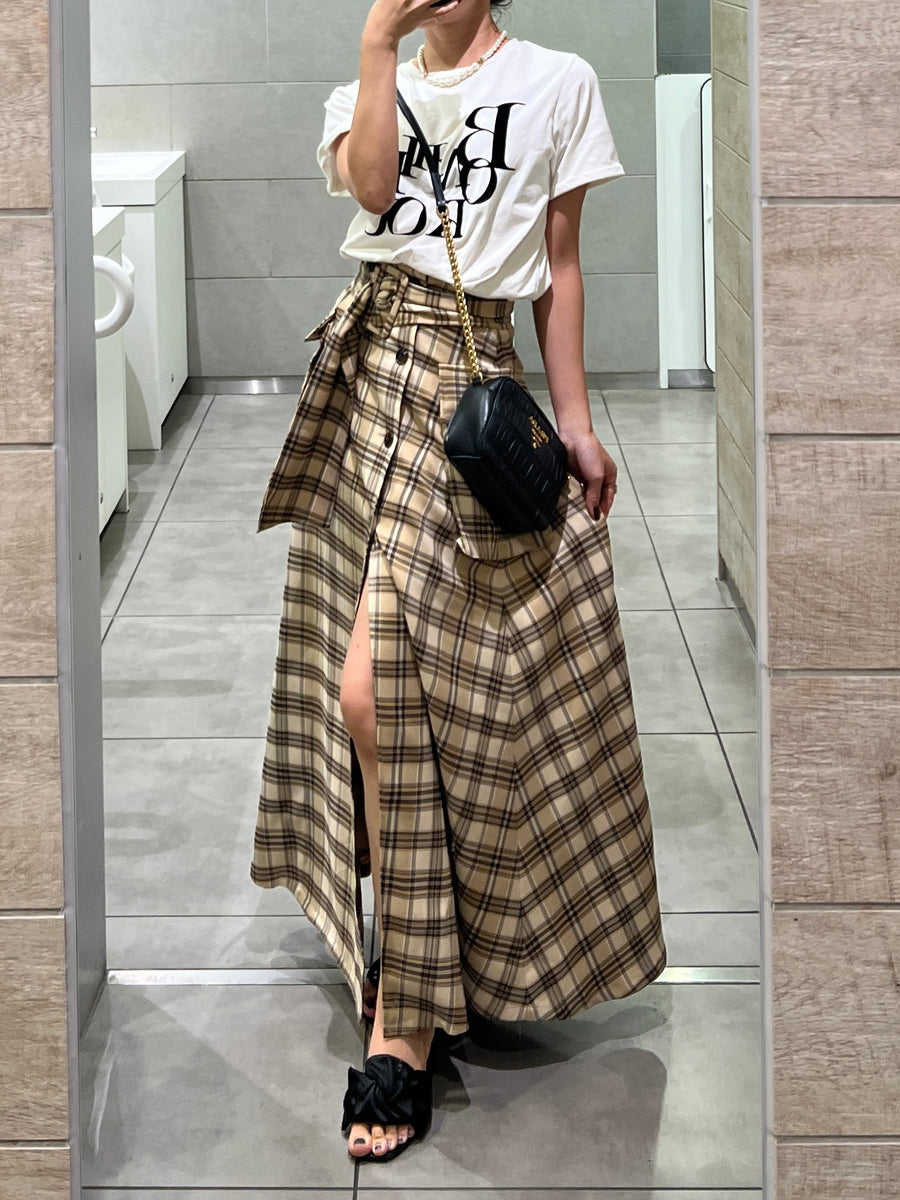 Slit trench skirt