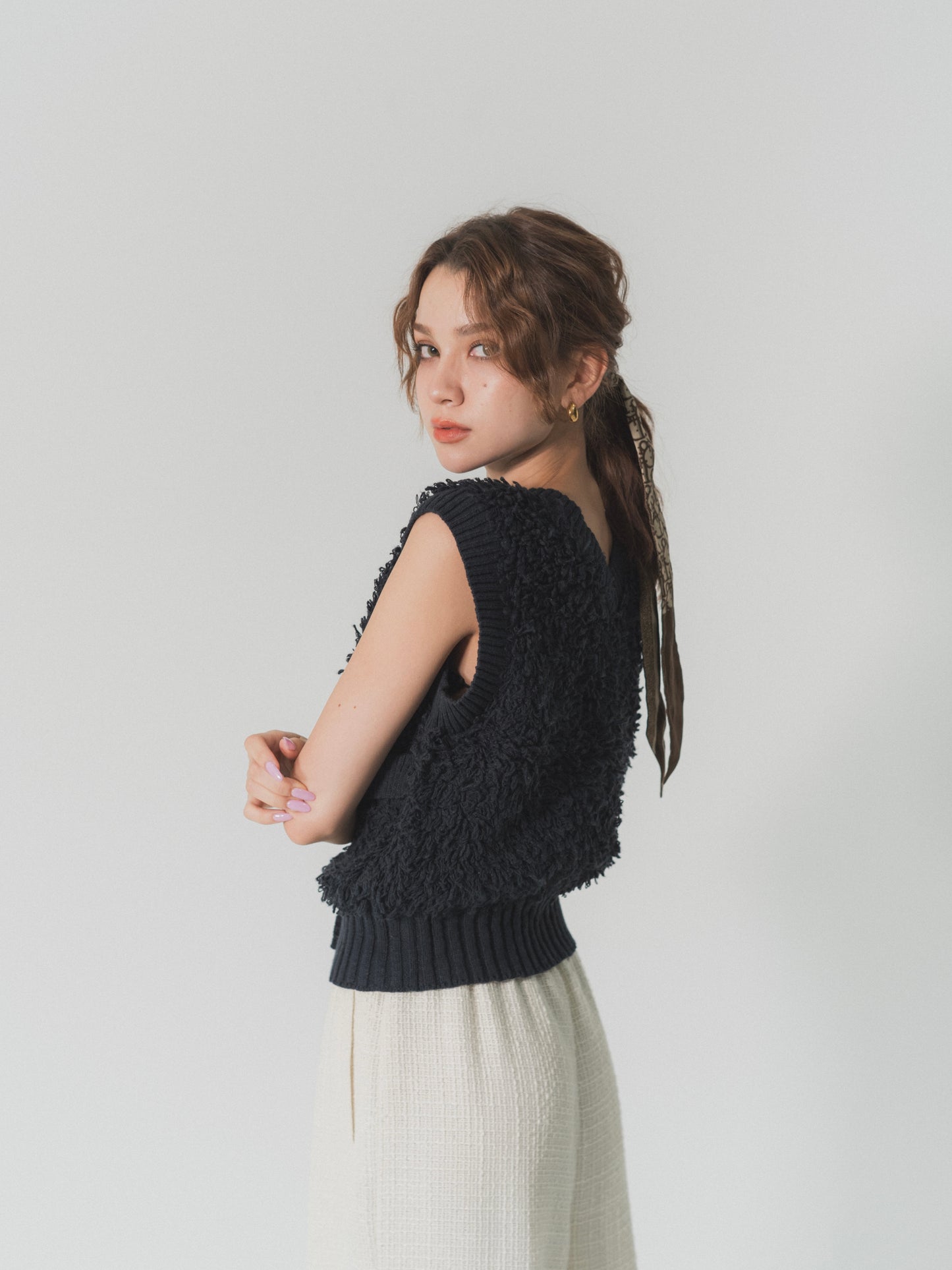 loop yarn knit gilet