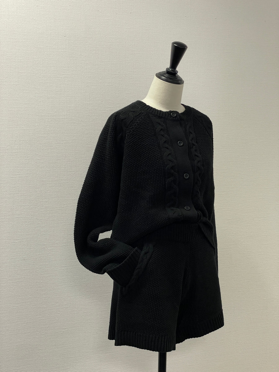 knit short pants