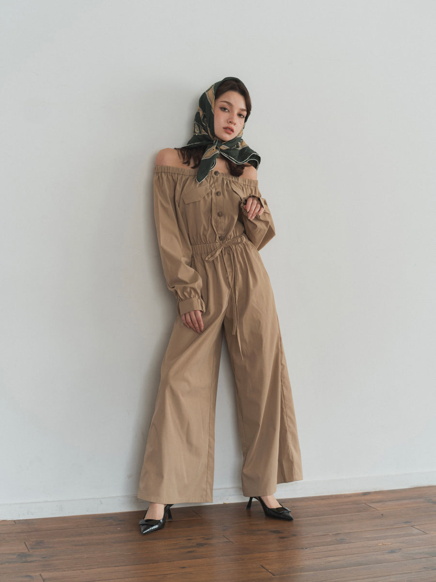 zip up jump suit