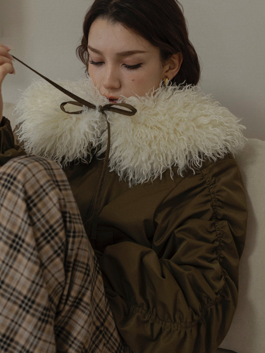 poodle fur gather sleeve blouson