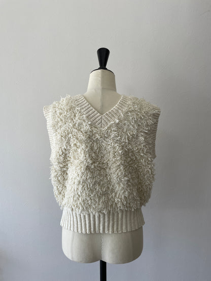 loop yarn knit gilet