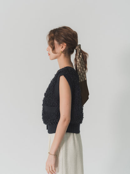 loop yarn knit gilet