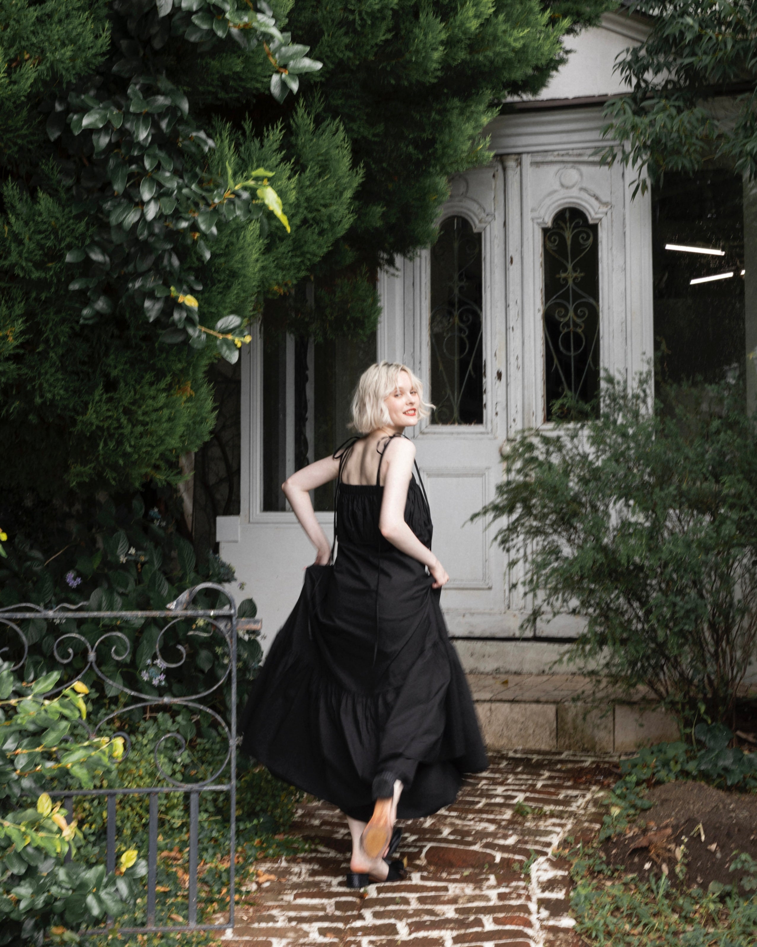 【アオキ】ハグニット& Gather Camisole Dress THE DRESS #42】gather camisole dress Linen-Blend Gathered Camisole