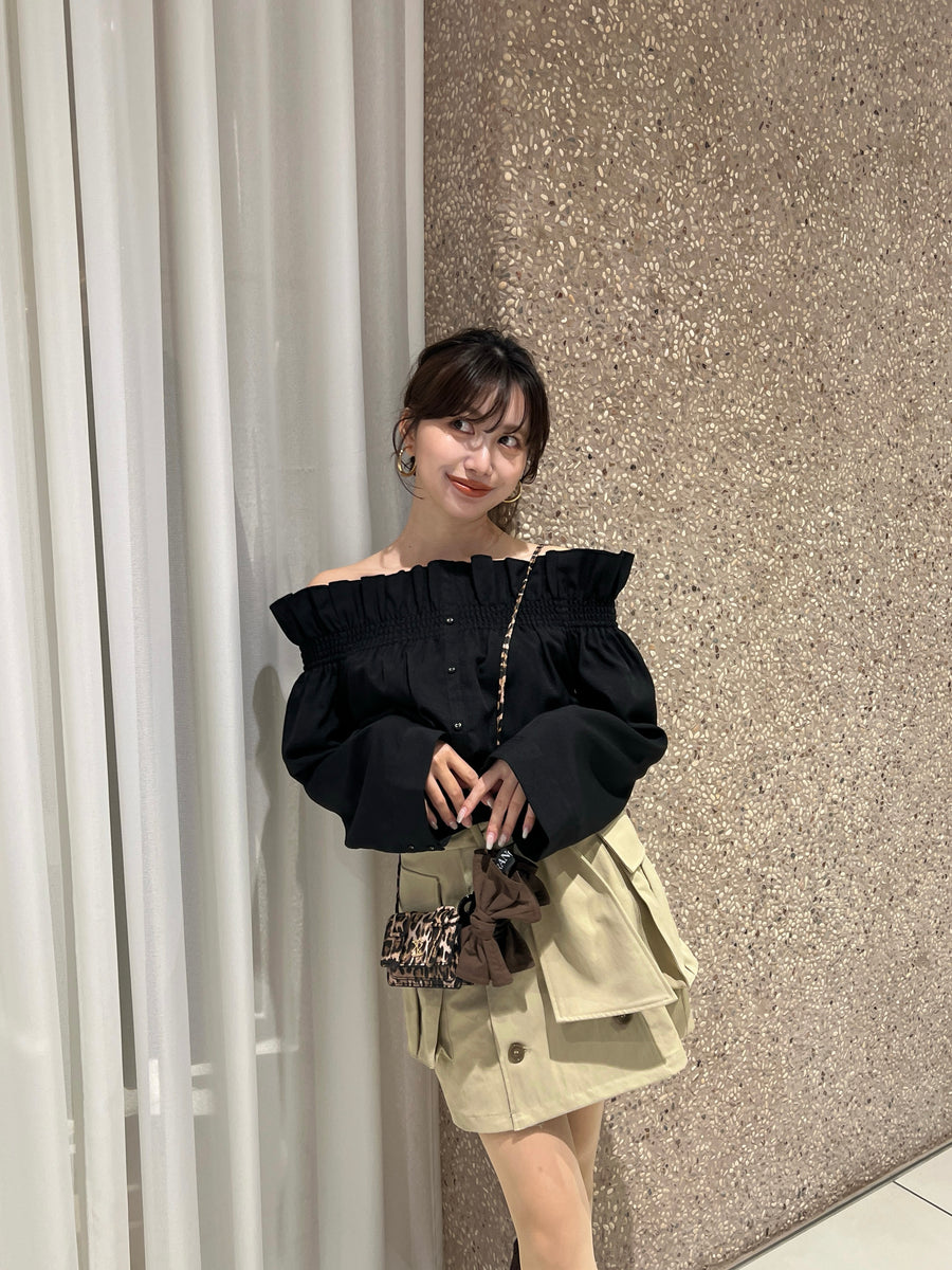 【4/16 OPEN】Bell sleeve off shoulder blouse