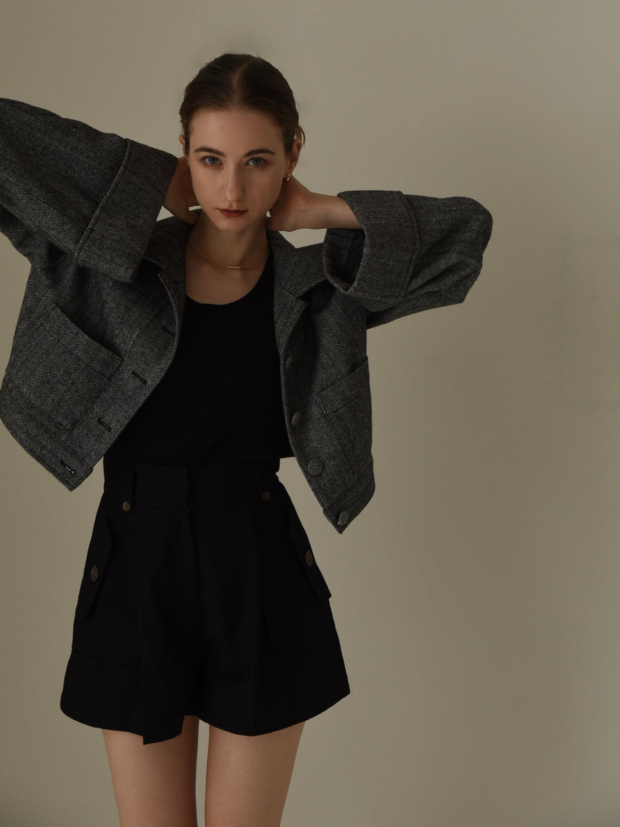pocket tucked shorts
