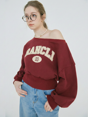 【2/12 OPEN】Off shoulder flocked logo sweat