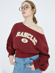 【2/12 OPEN】Off shoulder flocked logo sweat
