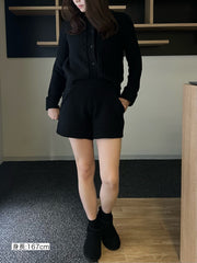 knit short pants