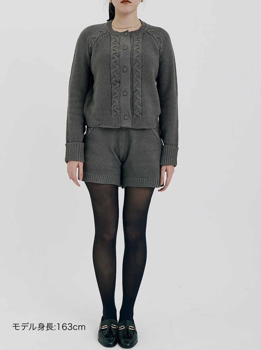 knit short pants