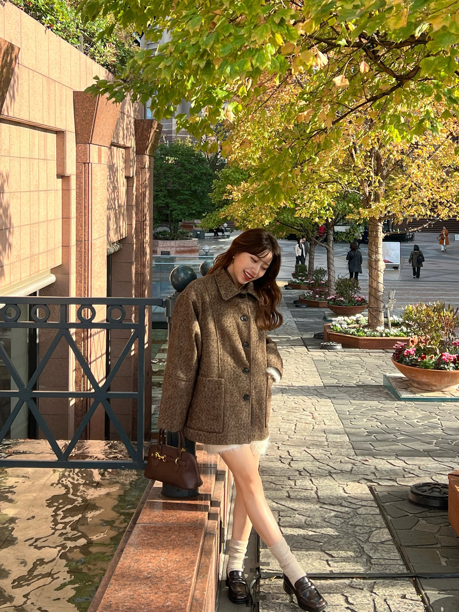 Herringbone boxy short coat