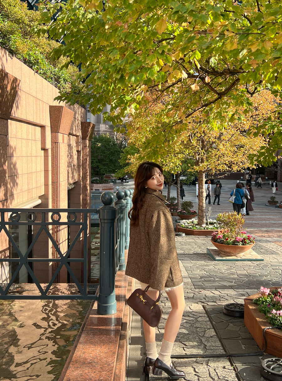 Herringbone boxy short coat