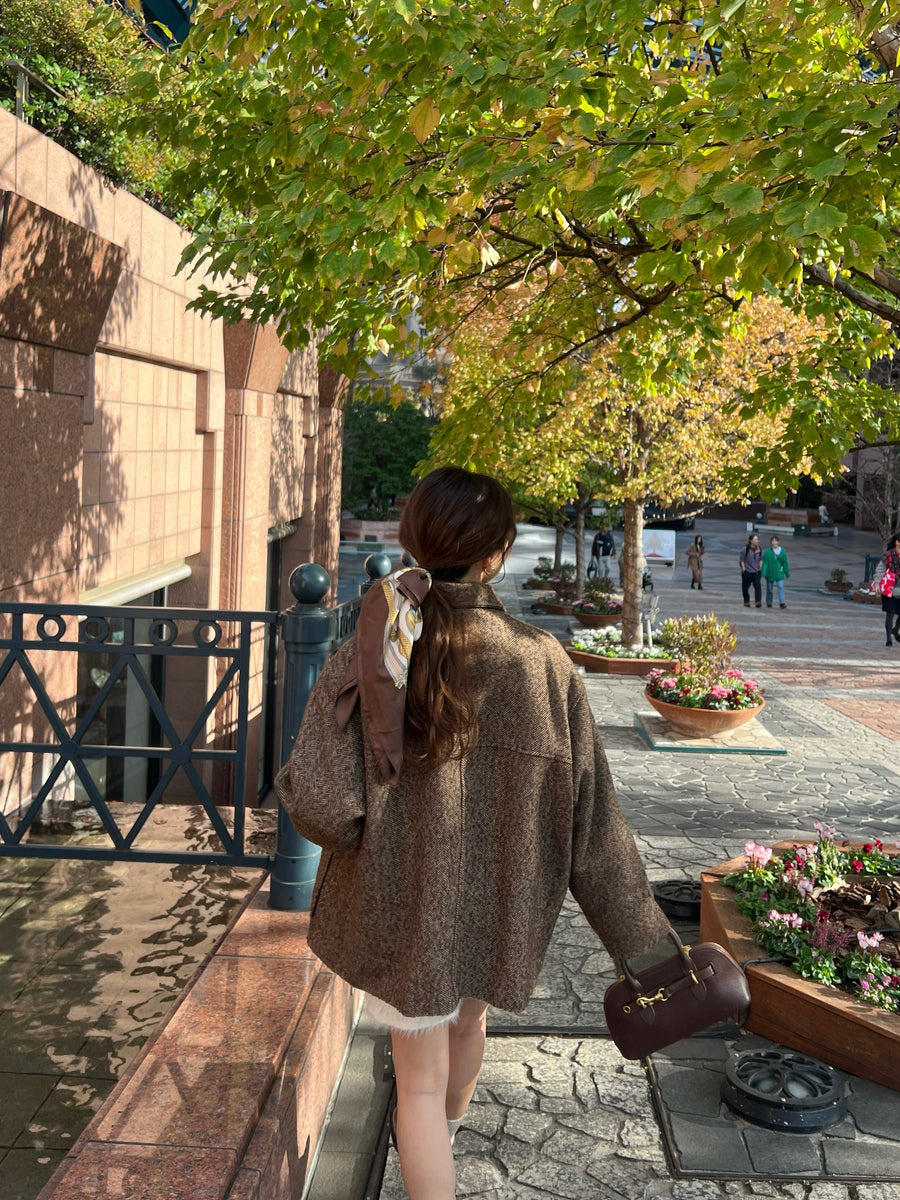 Herringbone boxy short coat