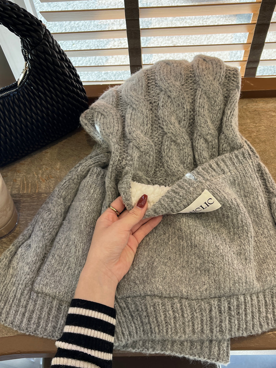 cable knit scarf