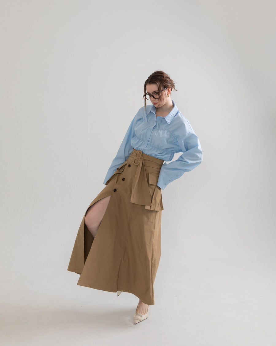 Slit cargo trench skirt