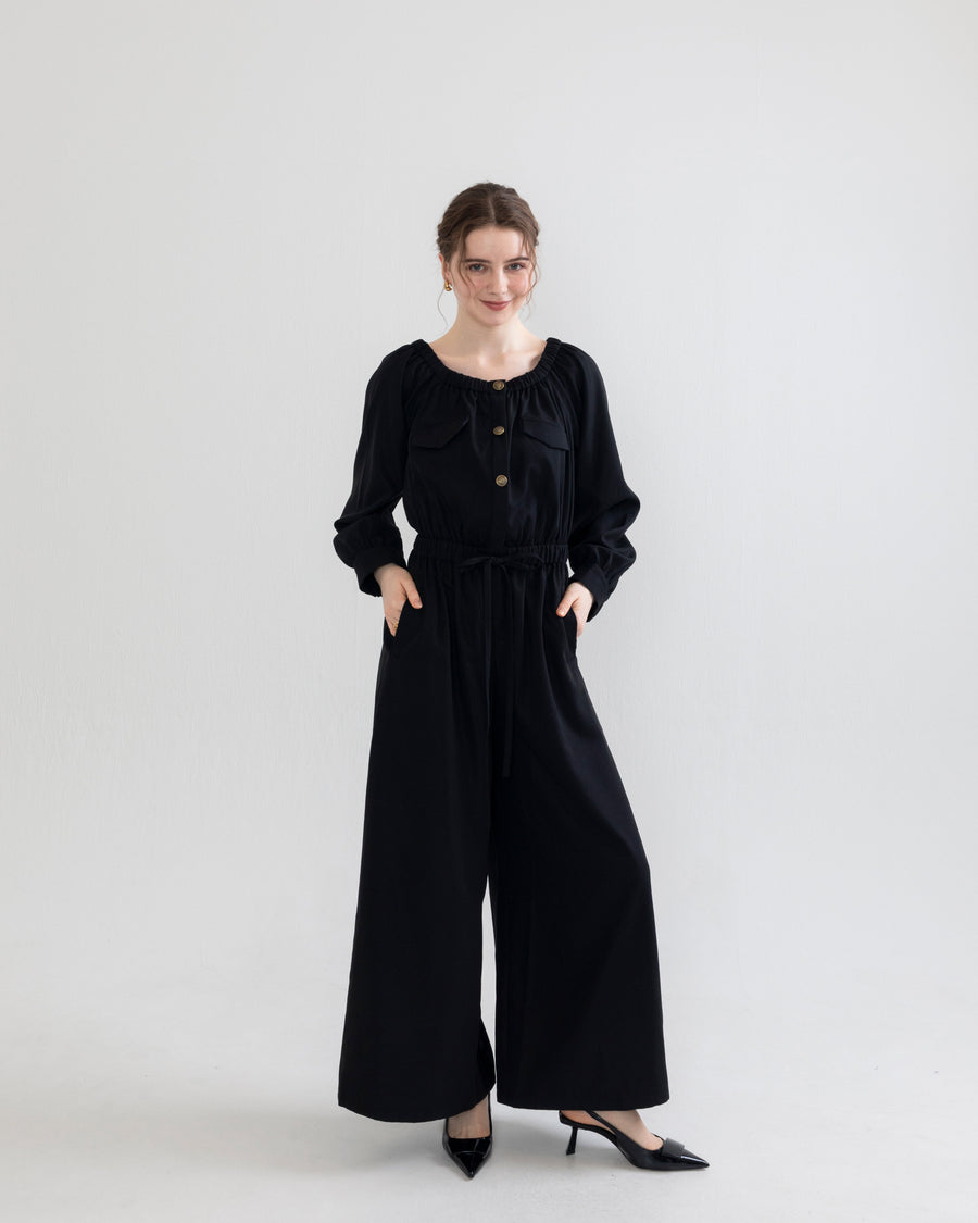 zip up jump suit