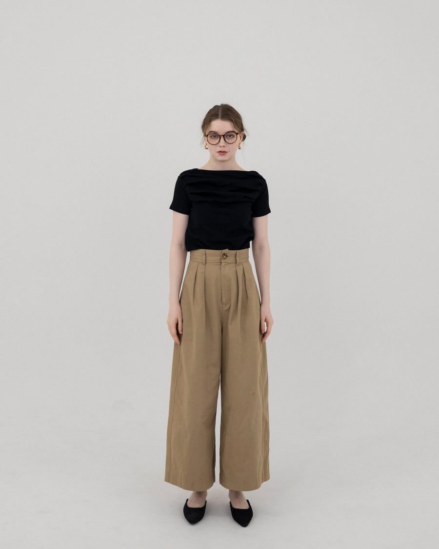 Smooth tuck off Shoulder top