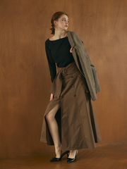 Slit cargo trench skirt