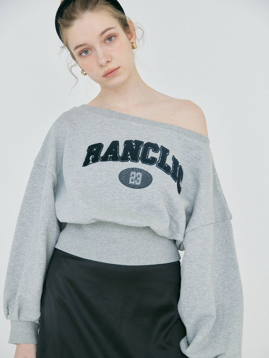 【2/12 OPEN】Off shoulder flocked logo sweat