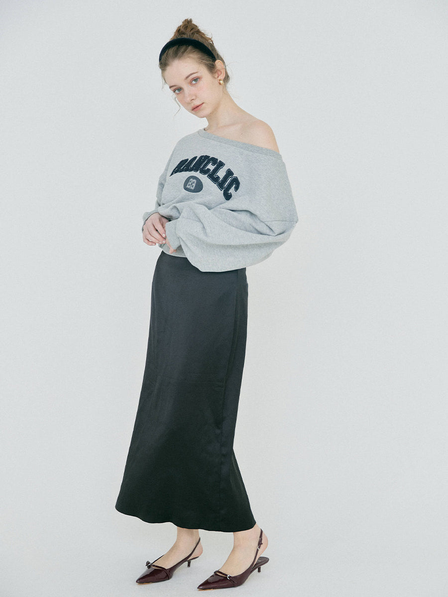 【2/12 OPEN】Off shoulder flocked logo sweat