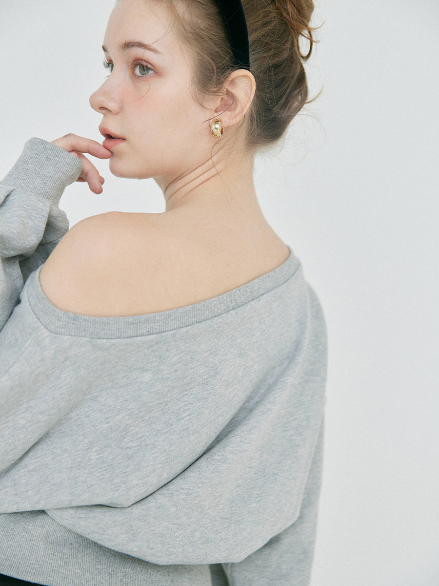 【2/12 OPEN】Off shoulder flocked logo sweat