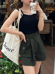 pocket tucked shorts